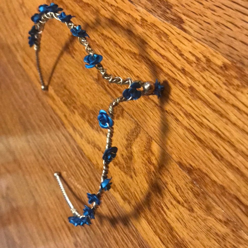 Flowered renaissance headband